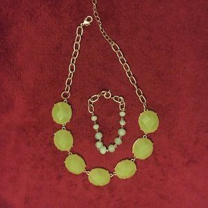 Premier Design Jewelry Set - Necklace and Bracelet - Green (sage) and gold NIB